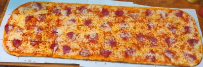 Famillien Pizza    (172)